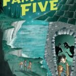 Five Fall Into Adventure: 9 (The Famous Five Series)